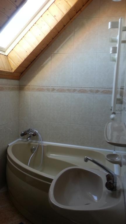 Csokonai Guesthouse Zamardi Ruang foto