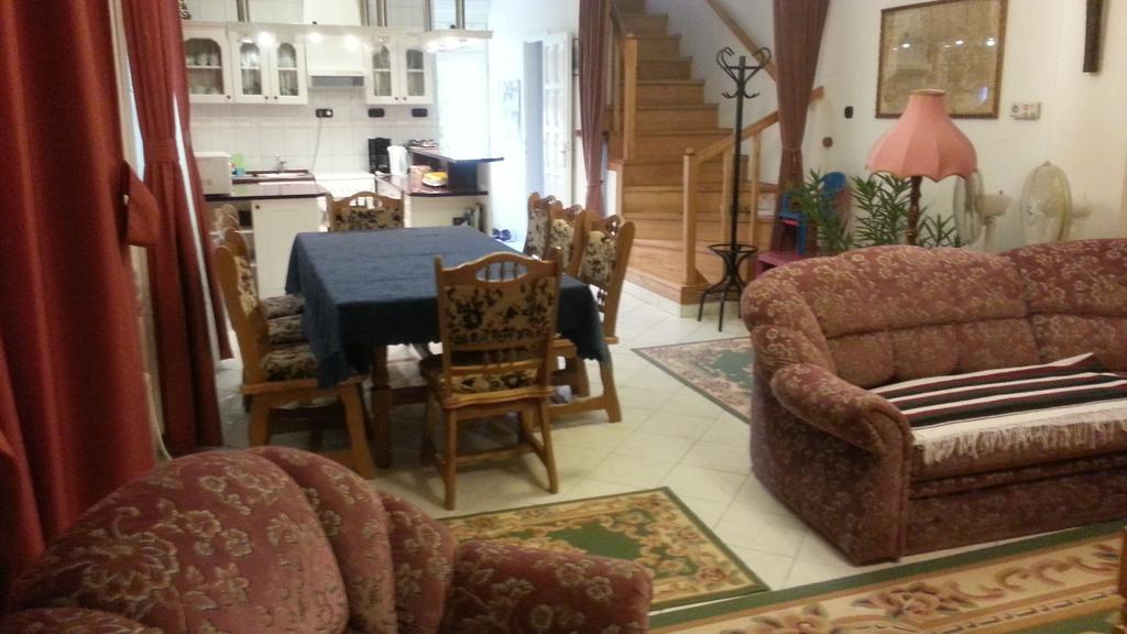 Csokonai Guesthouse Zamardi Ruang foto